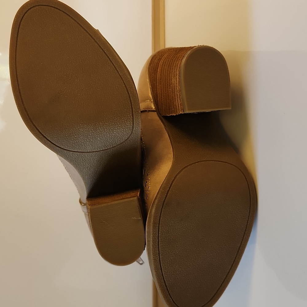 Francesca’s Taupe Peep Toe Cutout Booties – Size 6 - Picture 5 of 11